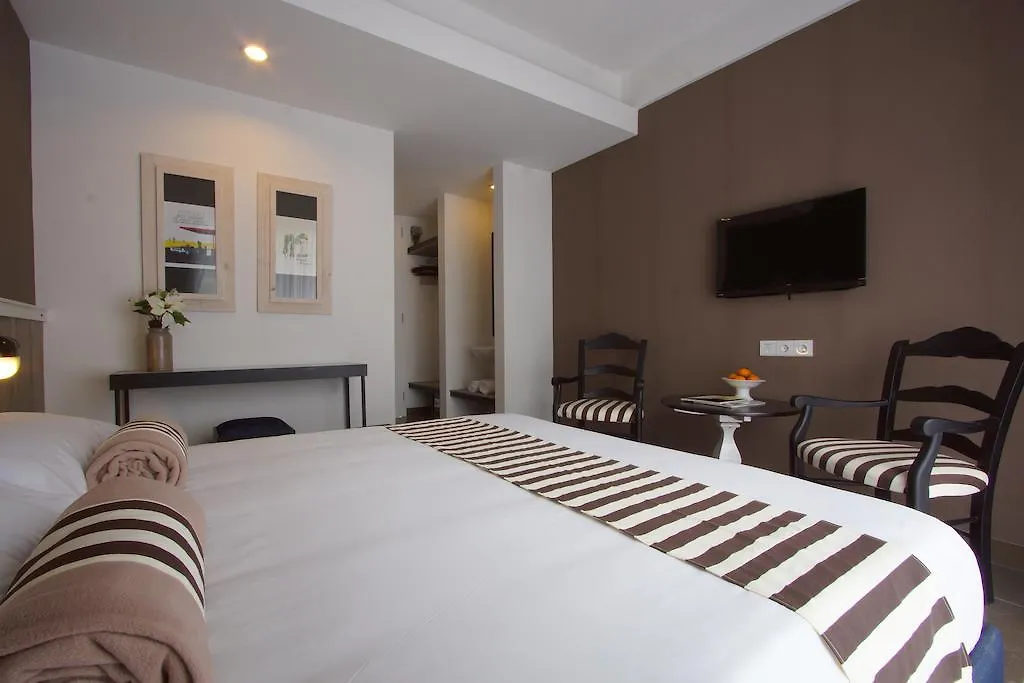 7 Bidadari Hotel Seminyak 3*,